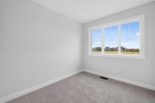 255 Lucas Gate Nw, Calgary, AB 