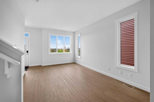 255 Lucas Gate Nw, Calgary, AB 