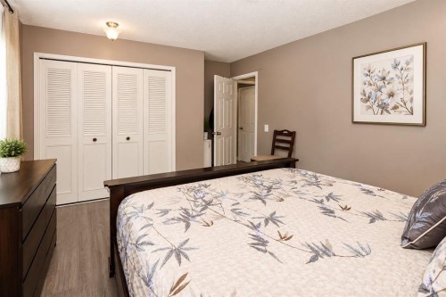 3341 Doverthorn Road Se, Calgary, AB 