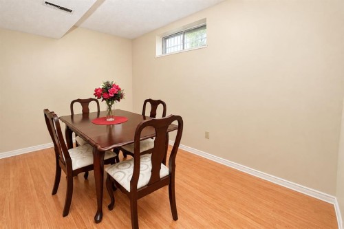 3341 Doverthorn Road Se, Calgary, AB 