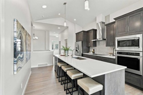 32 Clearview Gardens, Chestermere, AB 
