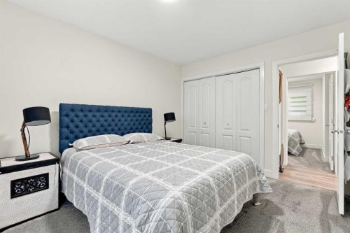 137 Lissington Drive Sw, Calgary, AB 