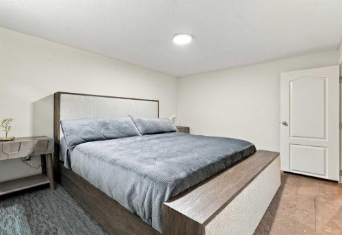 137 Lissington Drive Sw, Calgary, AB 