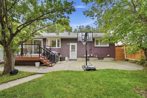137 Lissington Drive Sw, Calgary, AB 