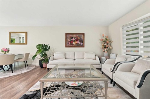 137 Lissington Drive Sw, Calgary, AB 