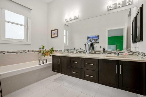 3334 42 Street Sw, Calgary, AB 