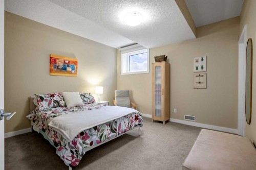 3334 42 Street Sw, Calgary, AB 