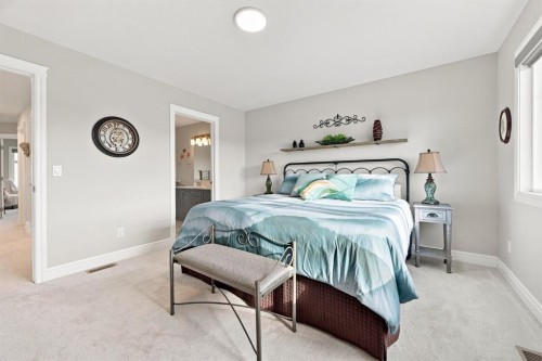 75 Sundown Close, Cochrane, AB 