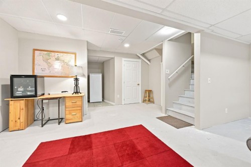 75 Sundown Close, Cochrane, AB 