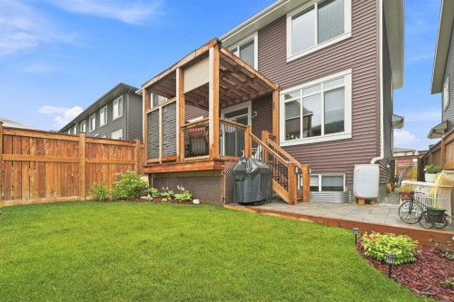 75 Sundown Close, Cochrane, AB 
