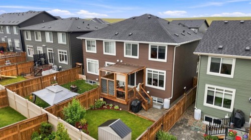 75 Sundown Close, Cochrane, AB 