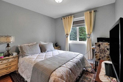 54 Royal Crest Way Nw, Calgary, AB 