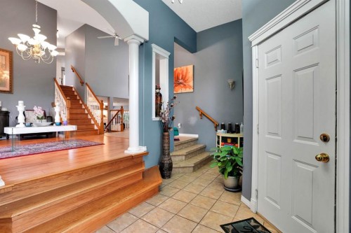54 Royal Crest Way Nw, Calgary, AB 