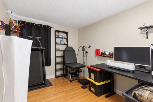3103 41 Street Sw, Calgary, AB 