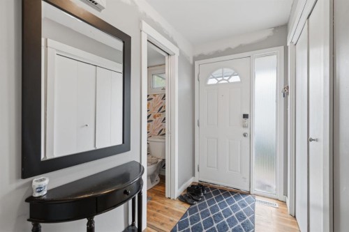 3103 41 Street Sw, Calgary, AB 