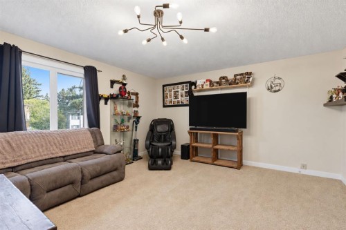 3103 41 Street Sw, Calgary, AB 