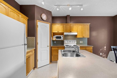 36 Hamptons Link Nw, Calgary, AB 