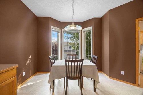 36 Hamptons Link Nw, Calgary, AB 
