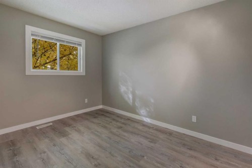 236 Cedarwood Park Sw, Calgary, AB 