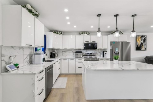 3812 3 Avenue Sw, Calgary, AB 