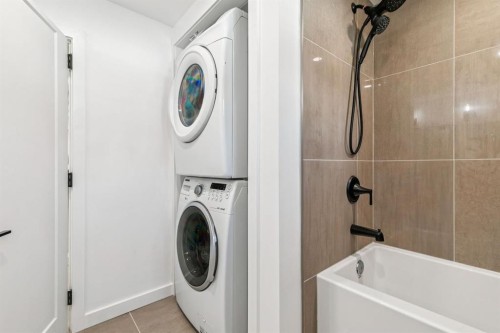 3812 3 Avenue Sw, Calgary, AB 