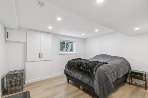 3812 3 Avenue Sw, Calgary, AB 
