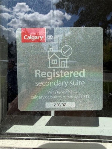 3812 3 Avenue Sw, Calgary, AB 