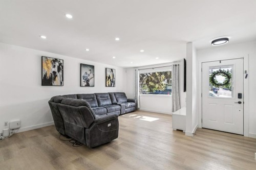 3812 3 Avenue Sw, Calgary, AB 