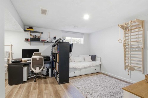 406 Masters Road Se, Calgary, AB 