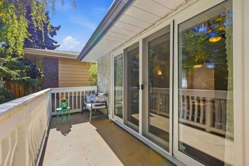 944 Canna Crescent Sw, Calgary, AB 