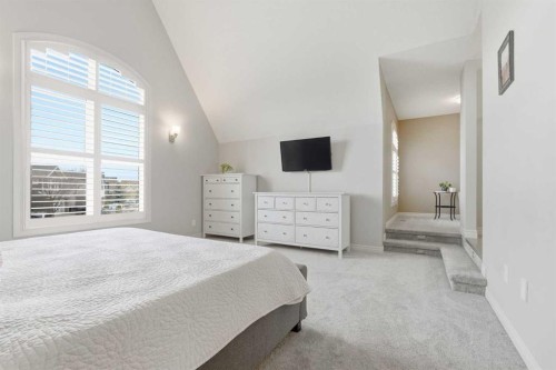 127 Marquis Grove Se, Calgary, AB 