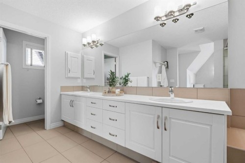 127 Marquis Grove Se, Calgary, AB 