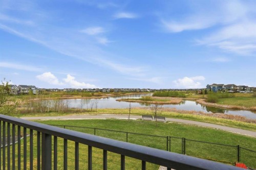 127 Marquis Grove Se, Calgary, AB 