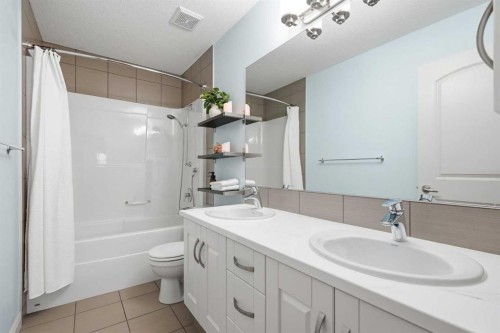 127 Marquis Grove Se, Calgary, AB 