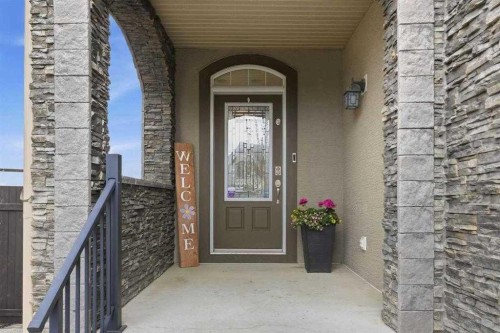 127 Marquis Grove Se, Calgary, AB 