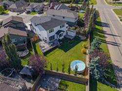 30 Silverstone Place Didsbury, AB T0M 0W0