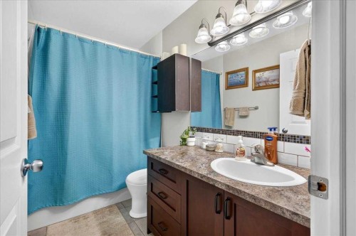 1429 Strathcona Way, Strathmore, AB 