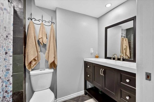 1429 Strathcona Way, Strathmore, AB 