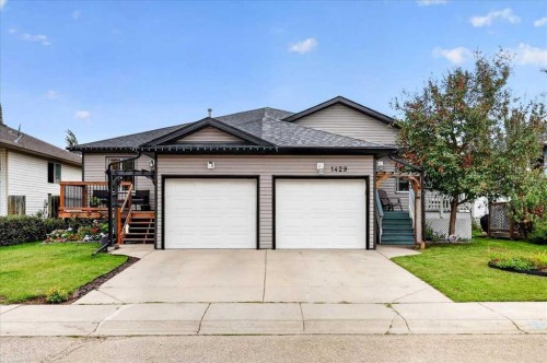 1429 Strathcona Way, Strathmore, AB 