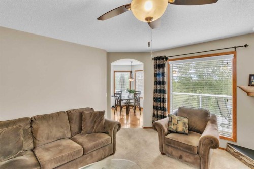 7 Tuscarora Point Nw, Calgary, AB 