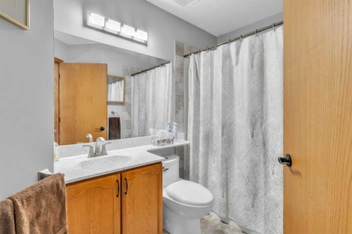 7 Tuscarora Point Nw, Calgary, AB 