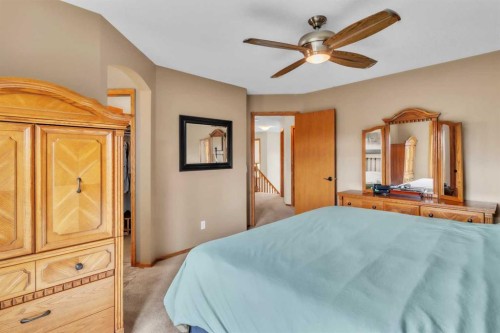 7 Tuscarora Point Nw, Calgary, AB 