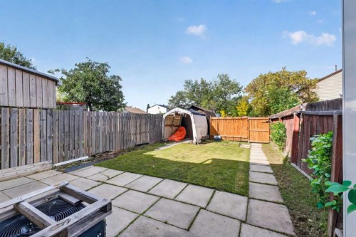 207 Penworth Drive Se, Calgary, AB 