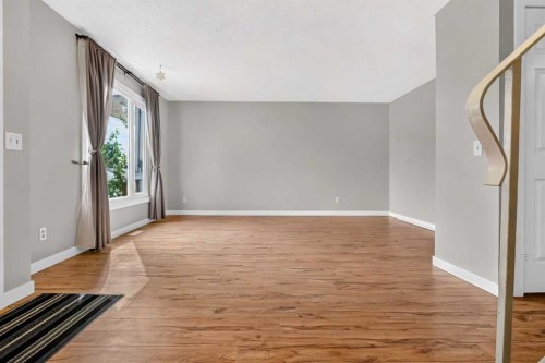 207 Penworth Drive Se, Calgary, AB 