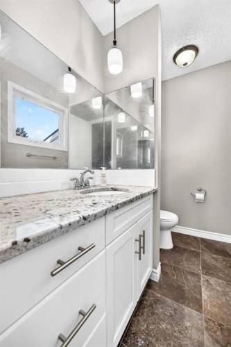 15 Maidstone Place Ne, Calgary, AB 