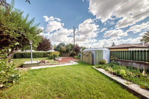 15 Maidstone Place Ne, Calgary, AB 