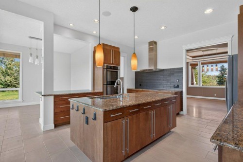 4 Norris Coulee Loop, De Winton, AB 