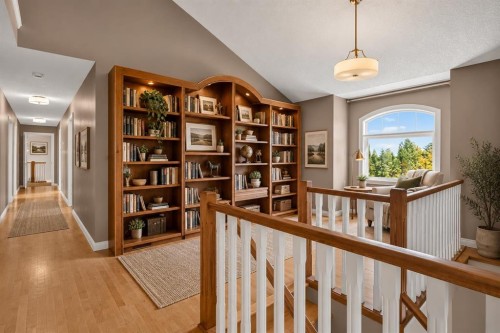 4 Norris Coulee Loop, De Winton, AB 