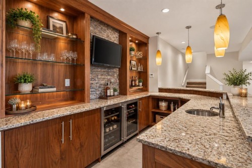 4 Norris Coulee Loop, De Winton, AB 