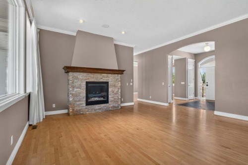 4 Norris Coulee Loop, De Winton, AB 